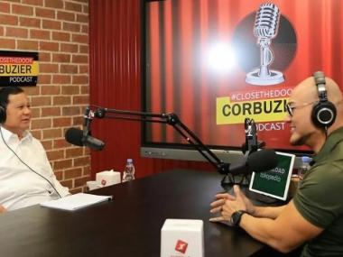 Corbuzier Did His Magic, Beating the Media to Interview the Commander